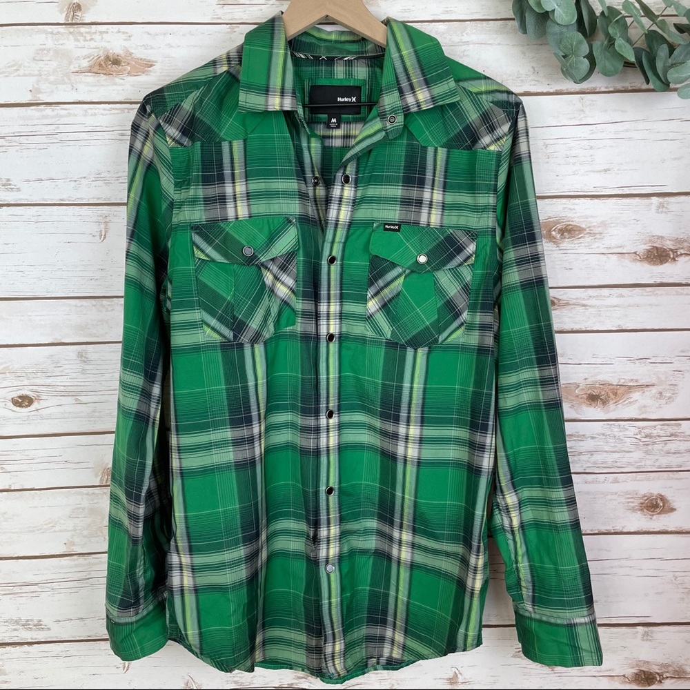 HURLEY Snap down long sleeve green plaid shirt M